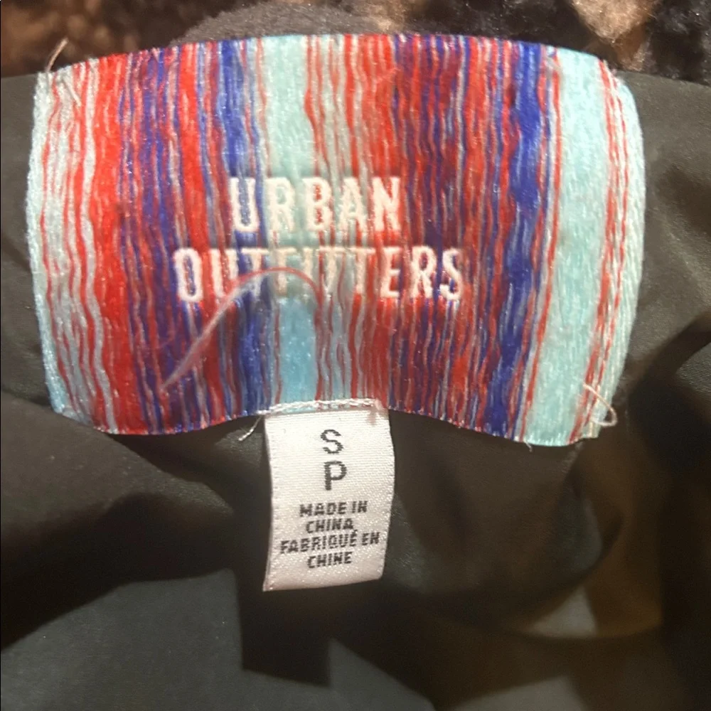 Urban Outfitters Fuzzy Leopard Teddy Jacket - Picture 4 of 5